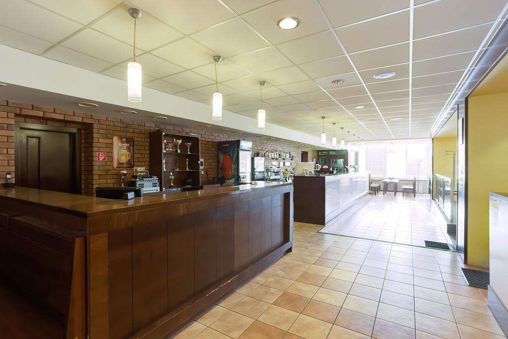 Hotel Lineas Prešov Dış mekan fotoğraf